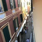 Budello Di Alassio, Ampio Appartamento Con Box